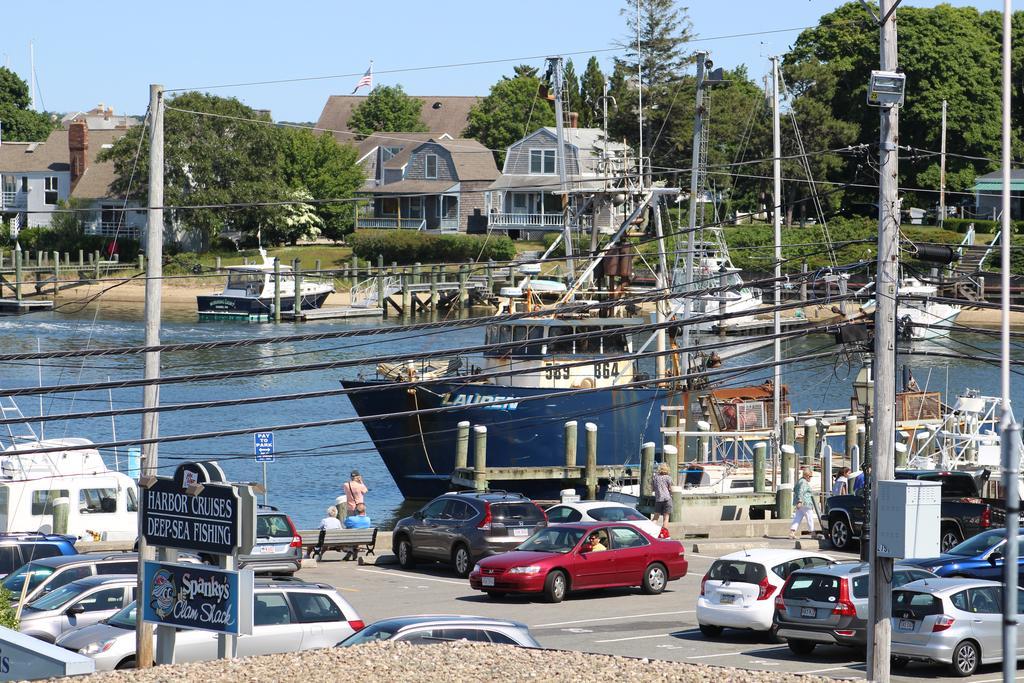 Hyannis Holiday Motel Eksteriør bilde