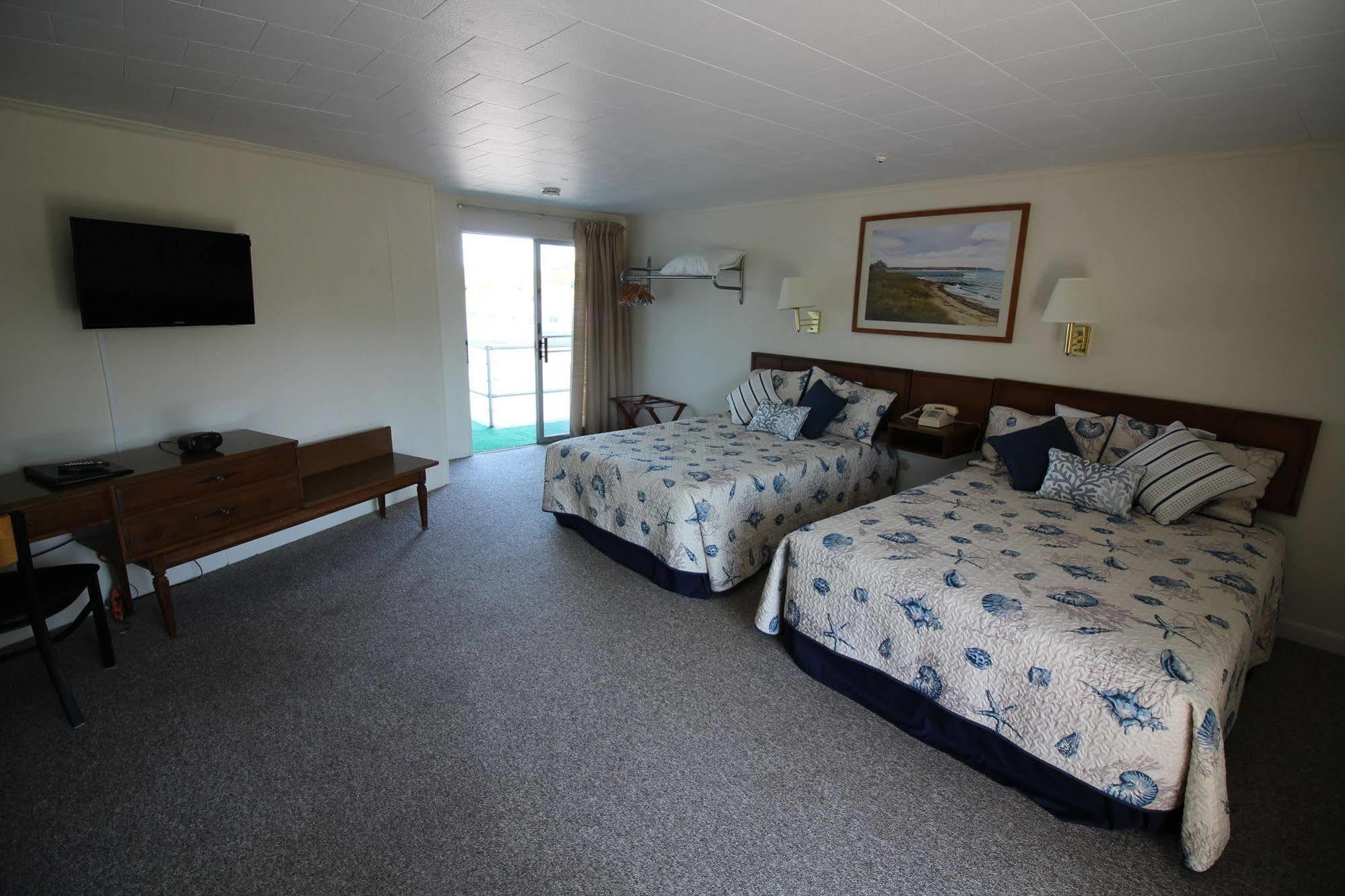 Hyannis Holiday Motel Eksteriør bilde