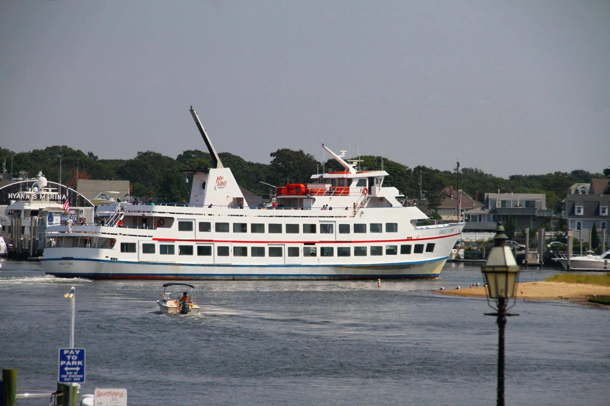 Hyannis Holiday Motel Eksteriør bilde