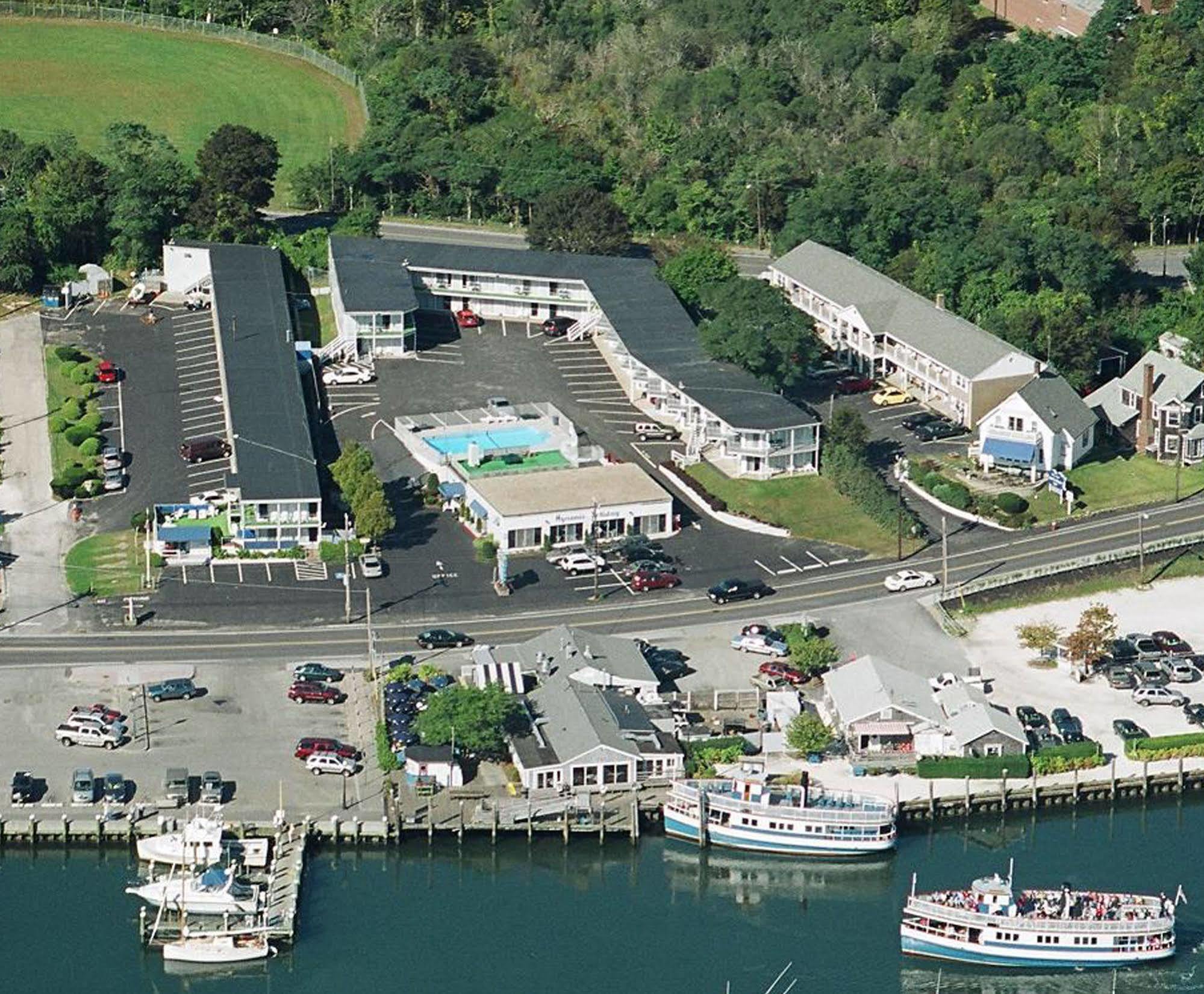 Hyannis Holiday Motel Eksteriør bilde